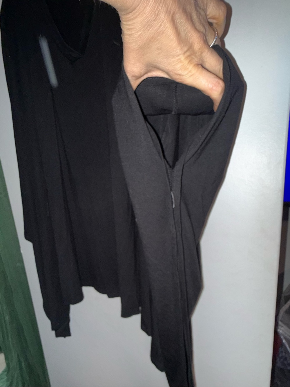 Three Bird Nest Black Oversized Draped V-Neck Top Size XL - NWOT - Picture 5 of 6